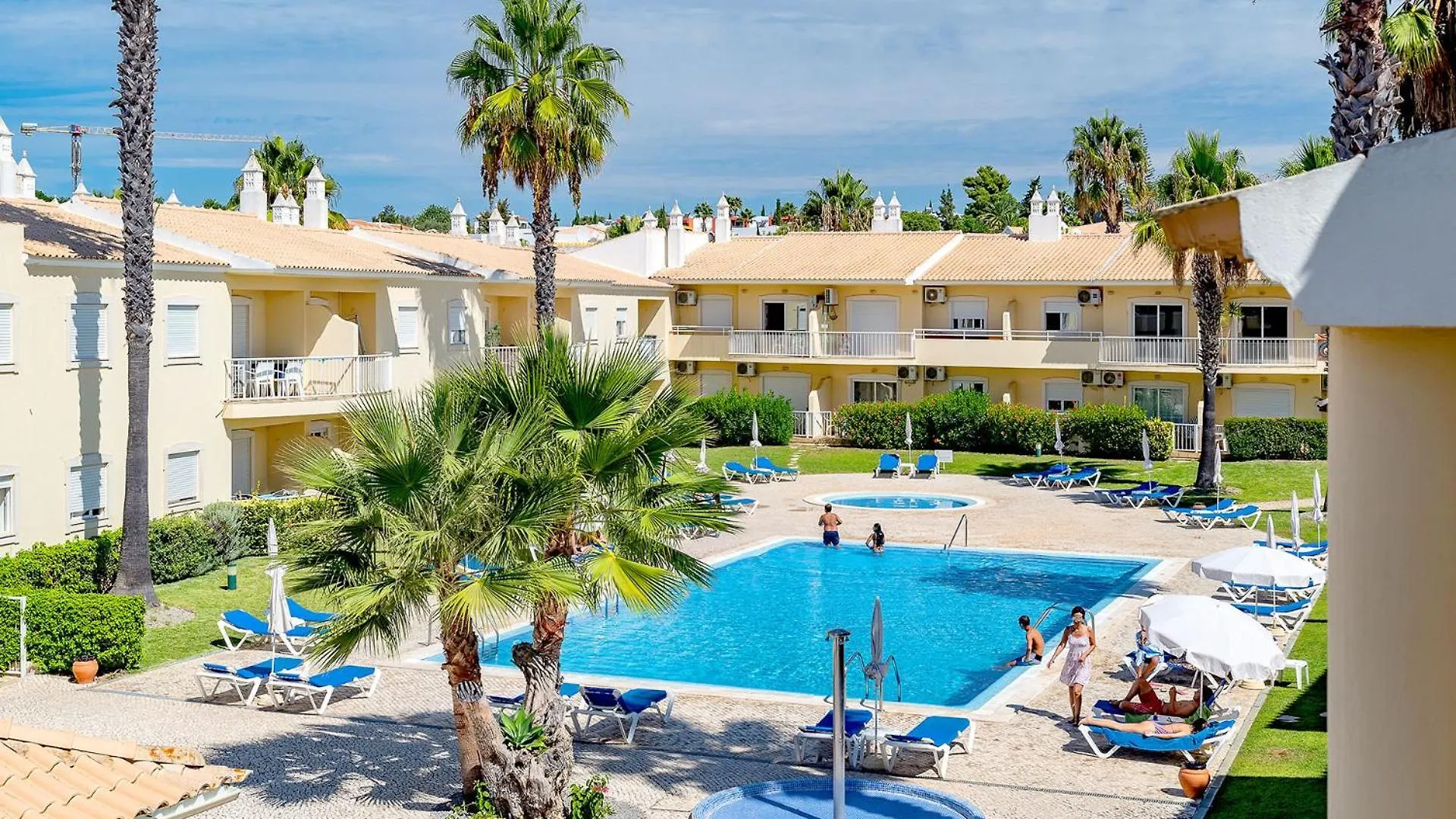 Albufeira Palm Tree With Pool By Homing Apartman