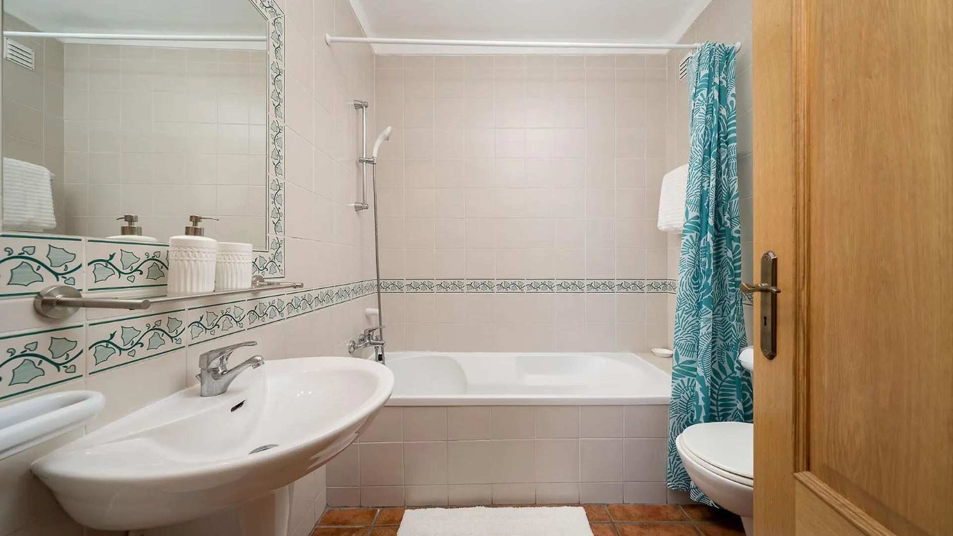 Albufeira Palm Tree With Pool By Homing Apartman