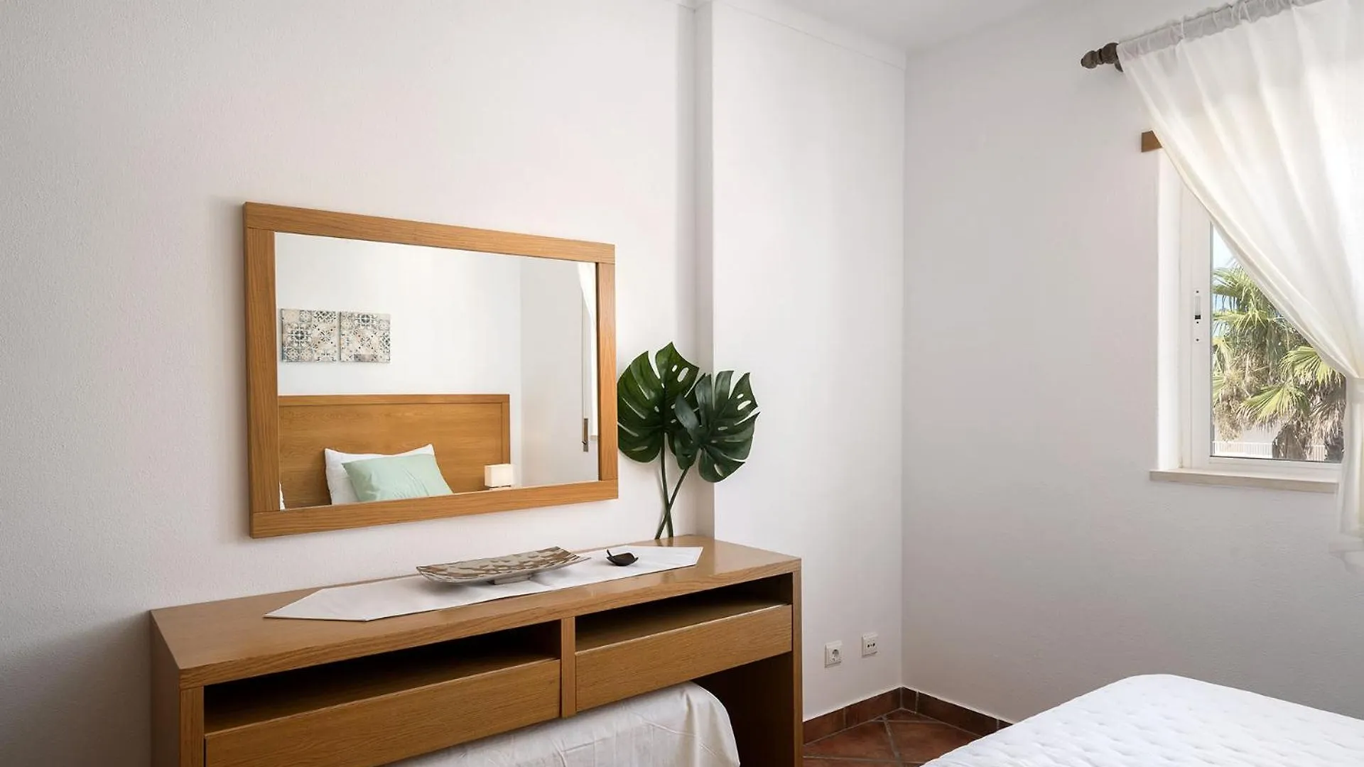 Albufeira Palm Tree With Pool By Homing Apartment